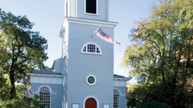 With its original wood siding restored by Charlie Allen Restorations and Frank Shirley Architects, Christ Church on Harvard Square in Cambridge, MA is looking forward to serving the community for another 250 years. All photos: Shelly Harrison