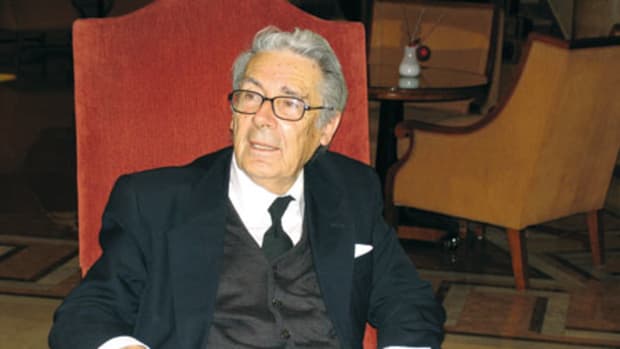 Rafael Manzano Martos