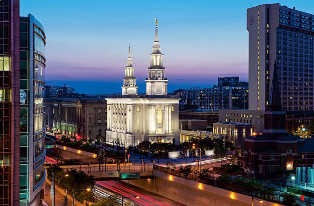 lds-1-philly-pa-temple-exterior-night2016