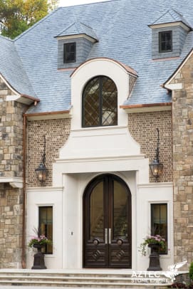 aztec Limestone, the perfect choice for a refined entrance