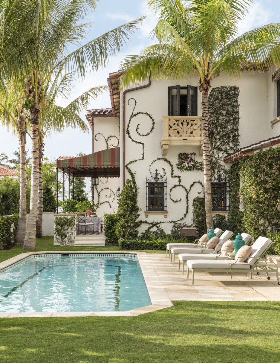 Fairfax & Sammons renovated this Marion Sims Wyeth residence in Palm Beach.