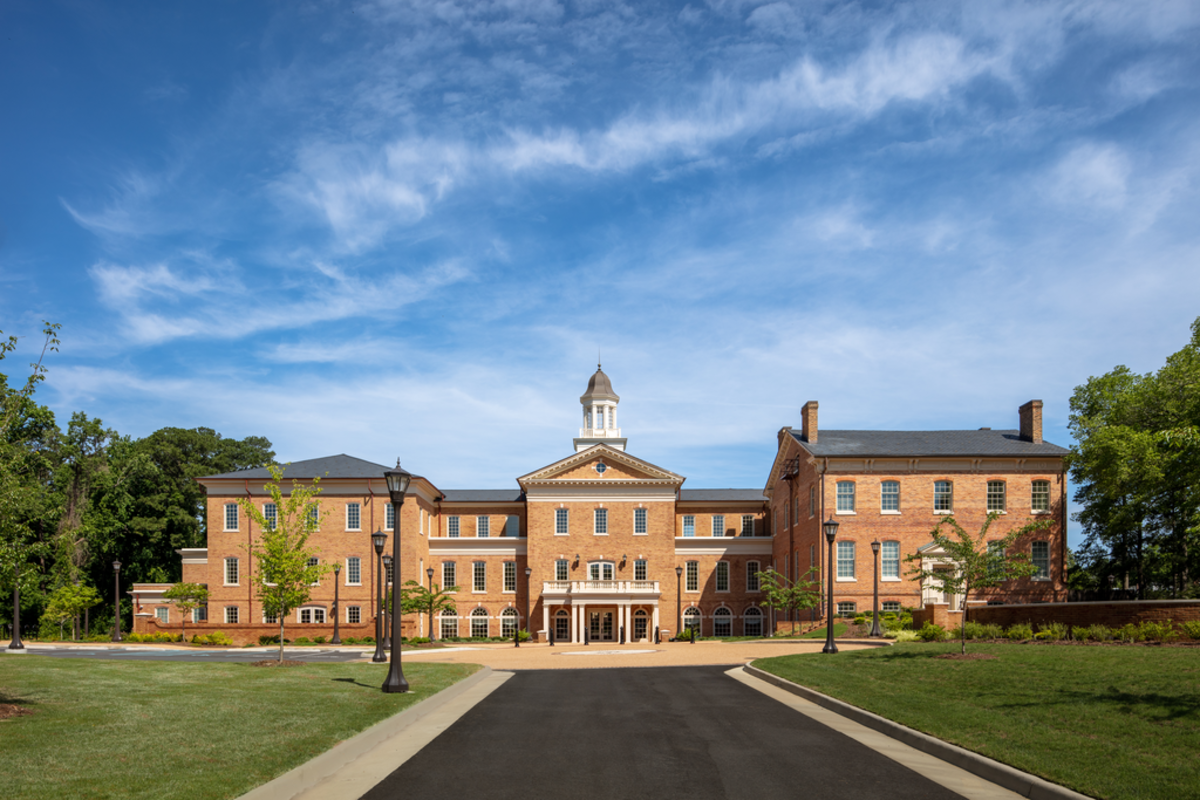 Lori Garrett and her team designed a Classical-style expansion for William & Mary’s Alumni Association that honors the architectural context of the campus.