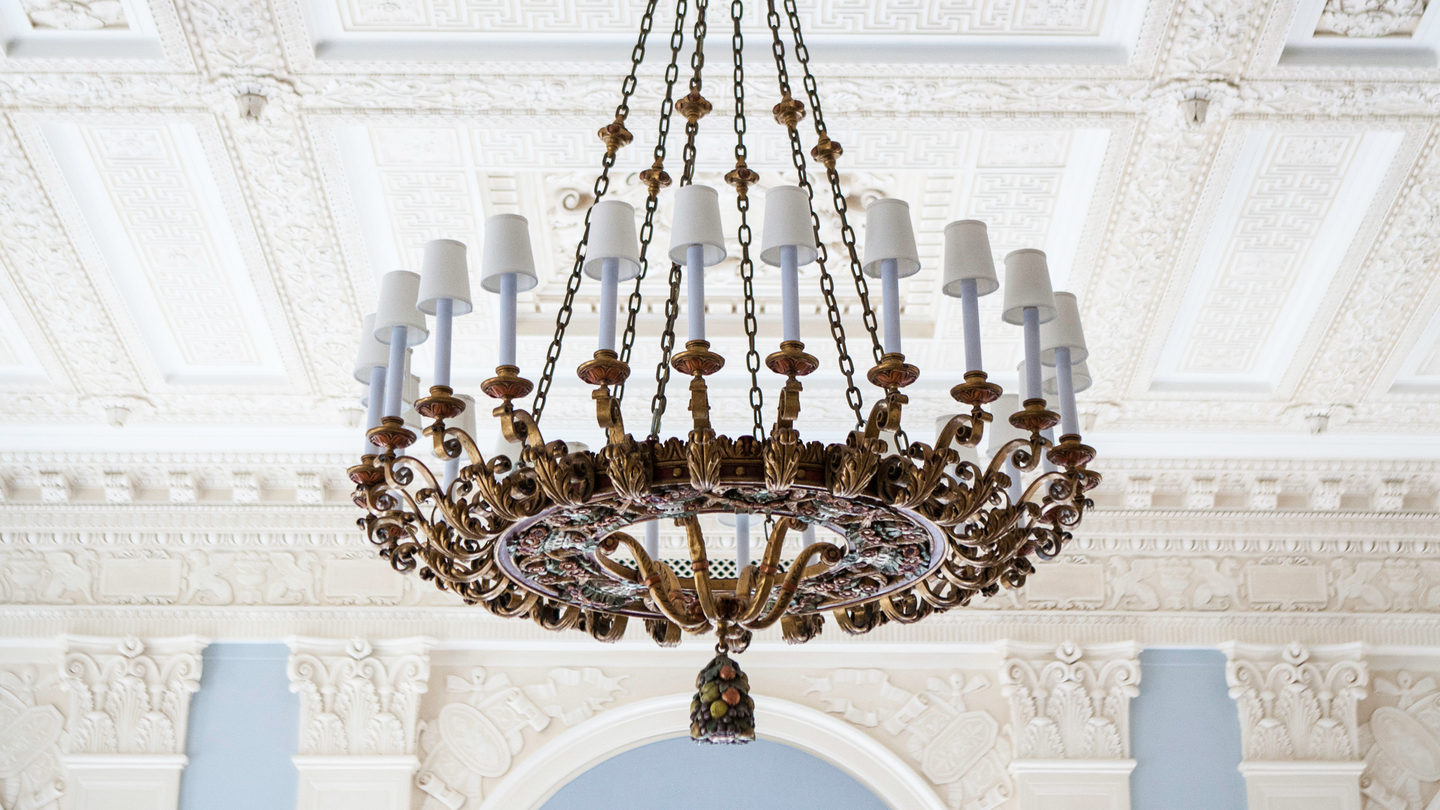 Remains Lighting