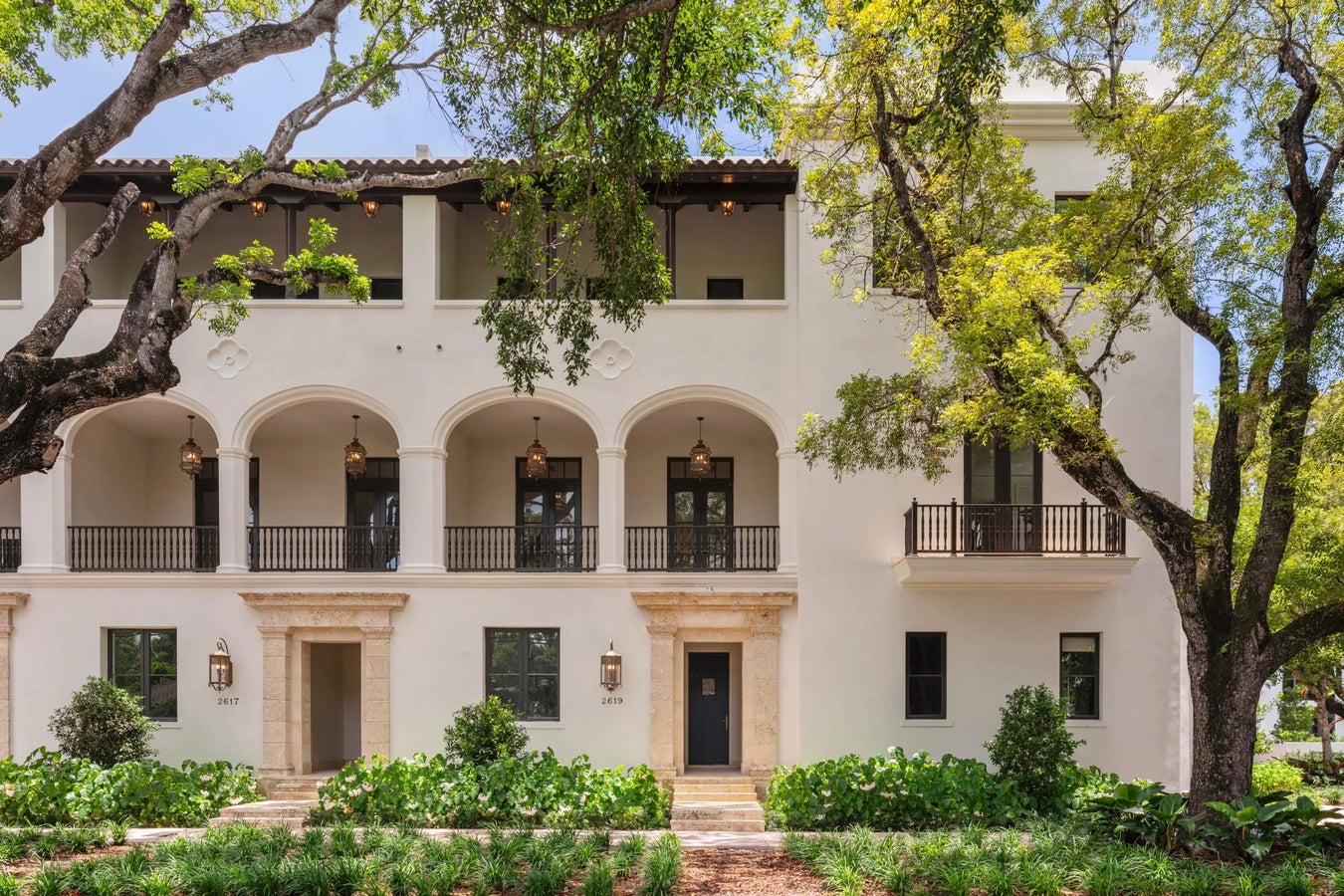 de la Guardia Victoria Architects & Urbanists, Inc. Biltmore Row coral gables addison mizner awards 2024