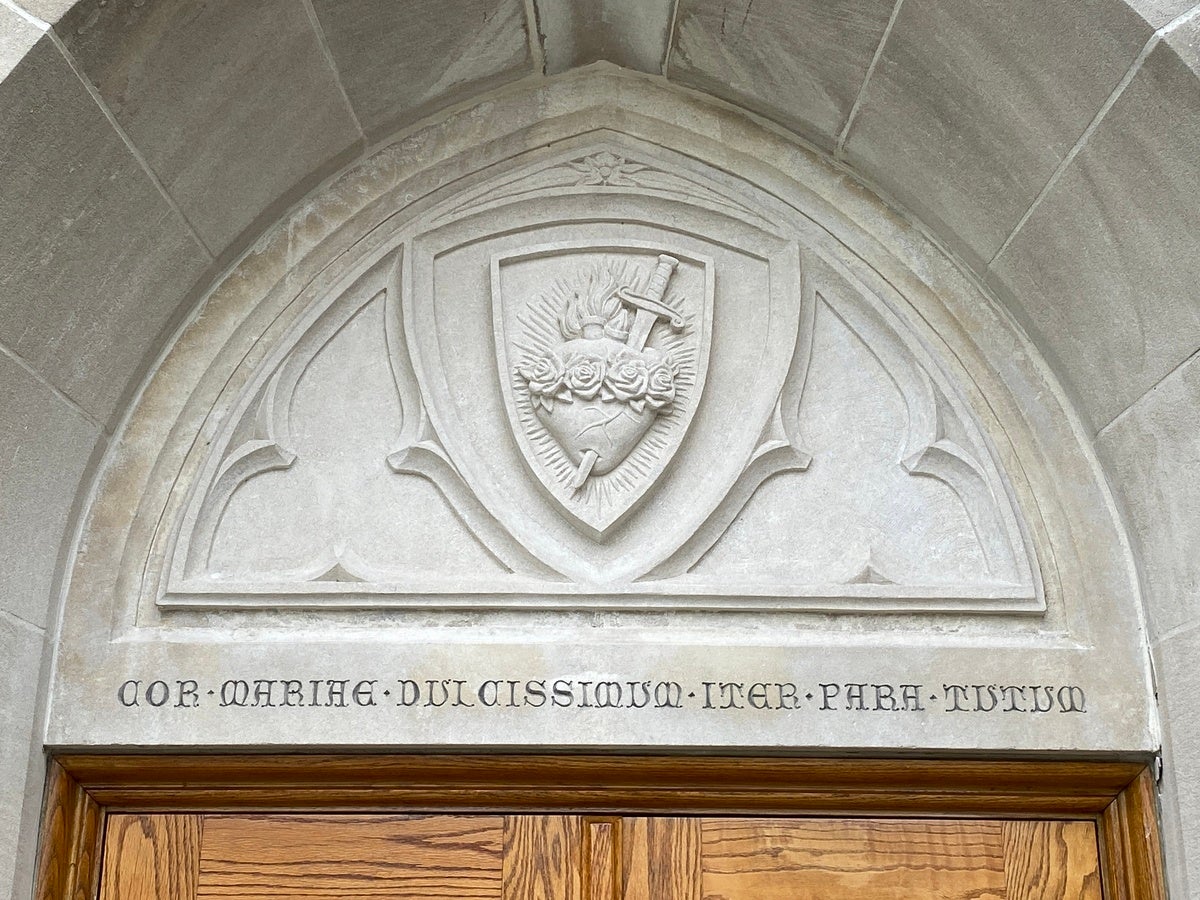 Pellettieri Stone Carving St. Rita's Catholic church alexandria virginia icaa pope awards