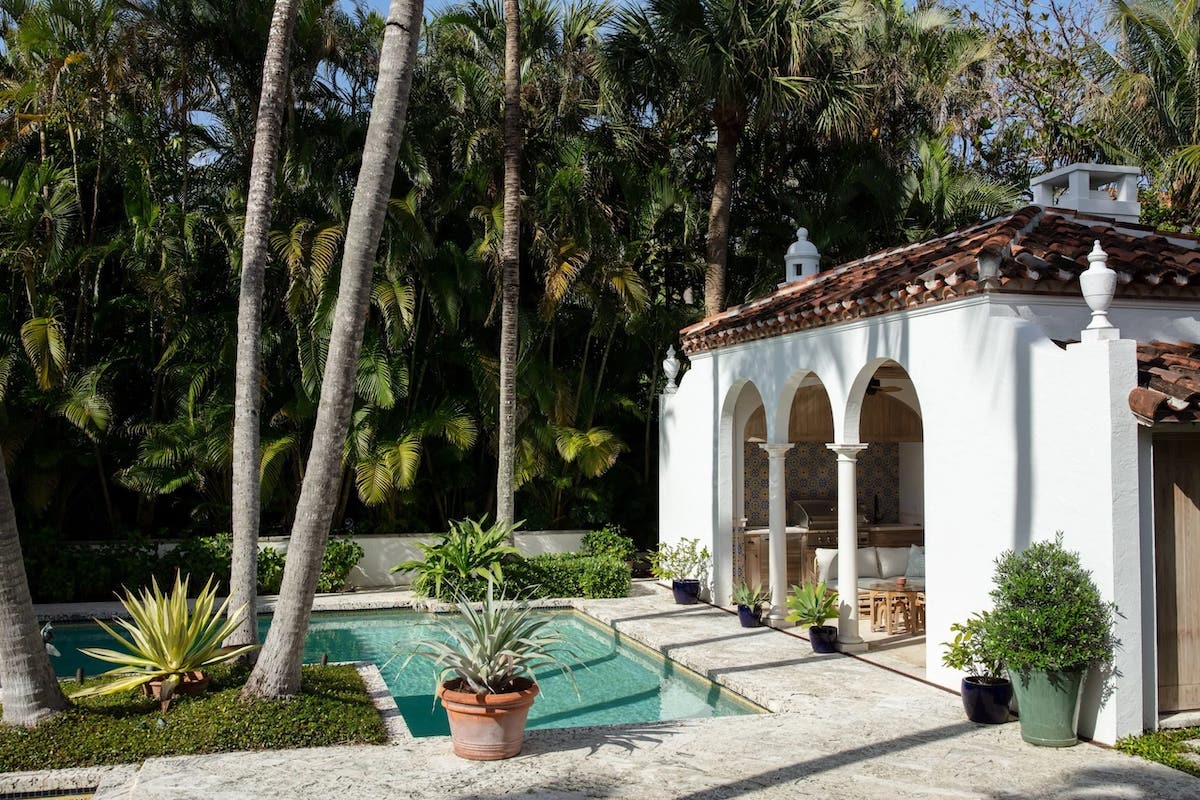 hans pool house fairfax & Sammons