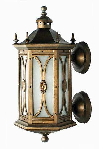 herwig-lighting-custom-wall-mount-lantern.jpg