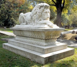 follett-6-sept-16-ayers-lion-300x260.jpg