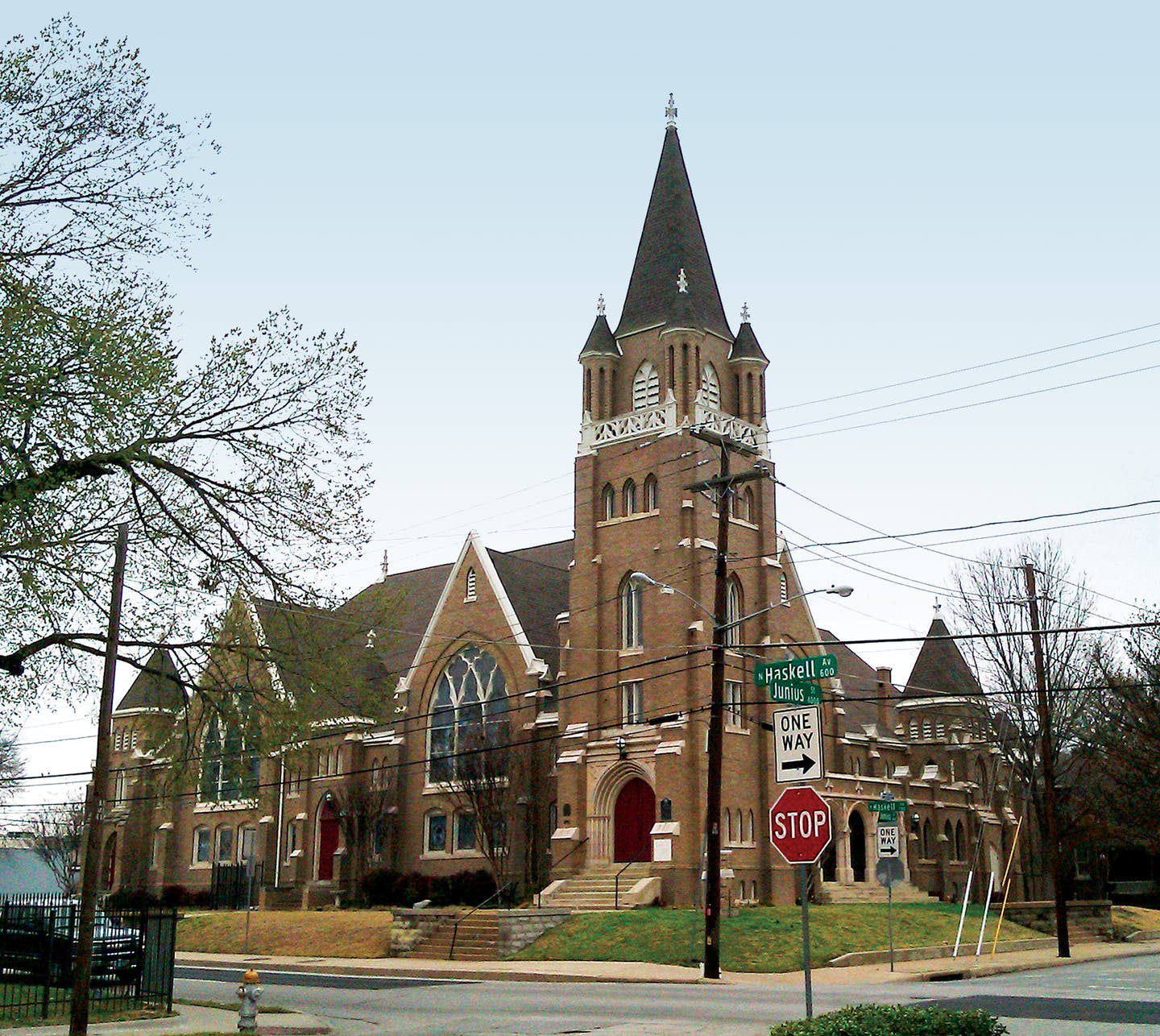 fea-churches-3-grace.jpg