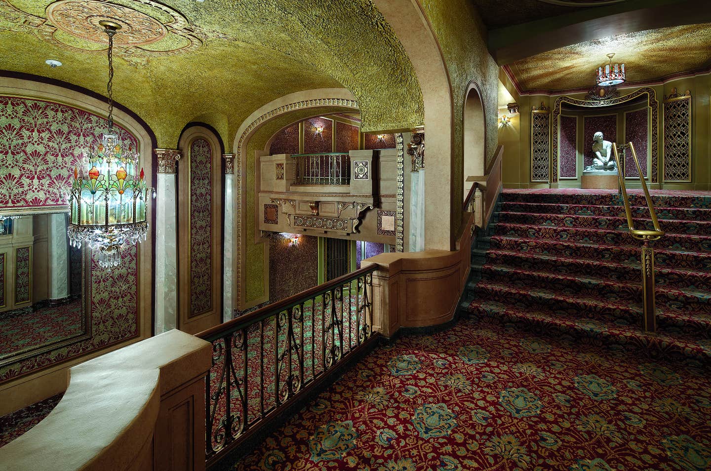 paramount-6.jpg