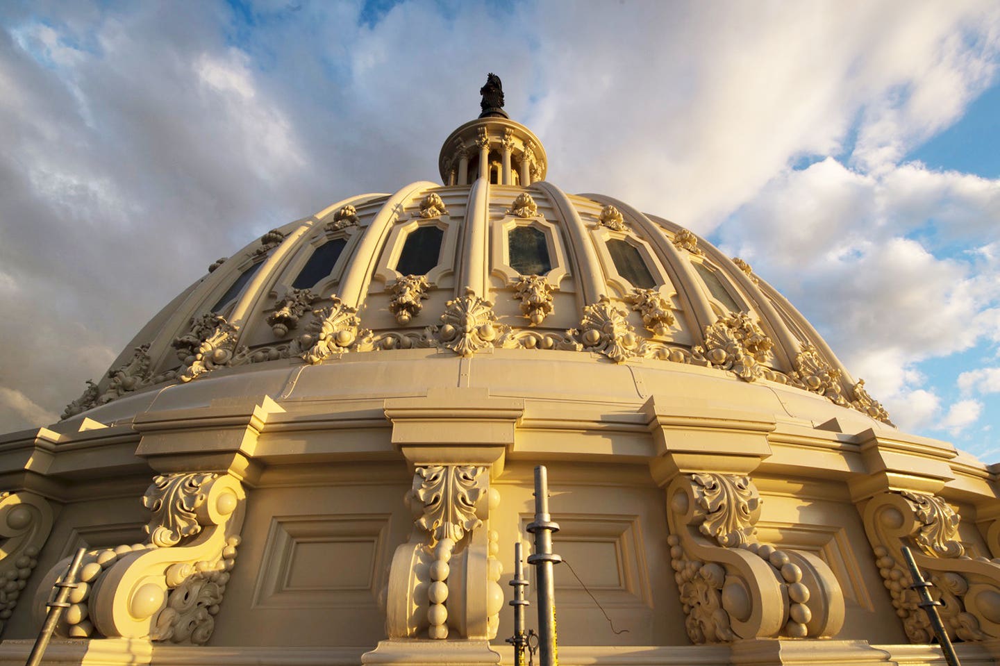 8-us_capitol_dome_restoration_photo_17.jpg