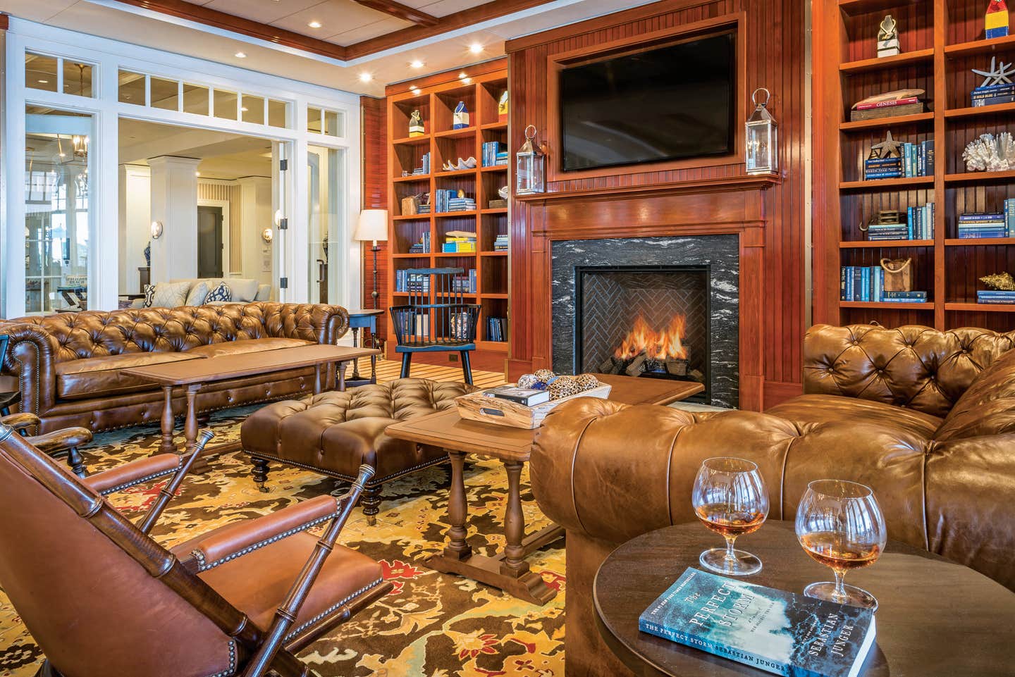 beauport-7-bar-lounge.jpg