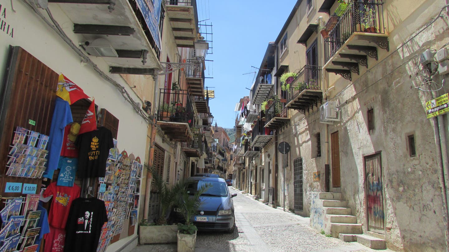 westfall-6-1-2-palermo-side-street.jpg