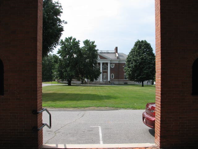 4-town-hall-from-bulfinch-unitarian-church-lancaster.jpg