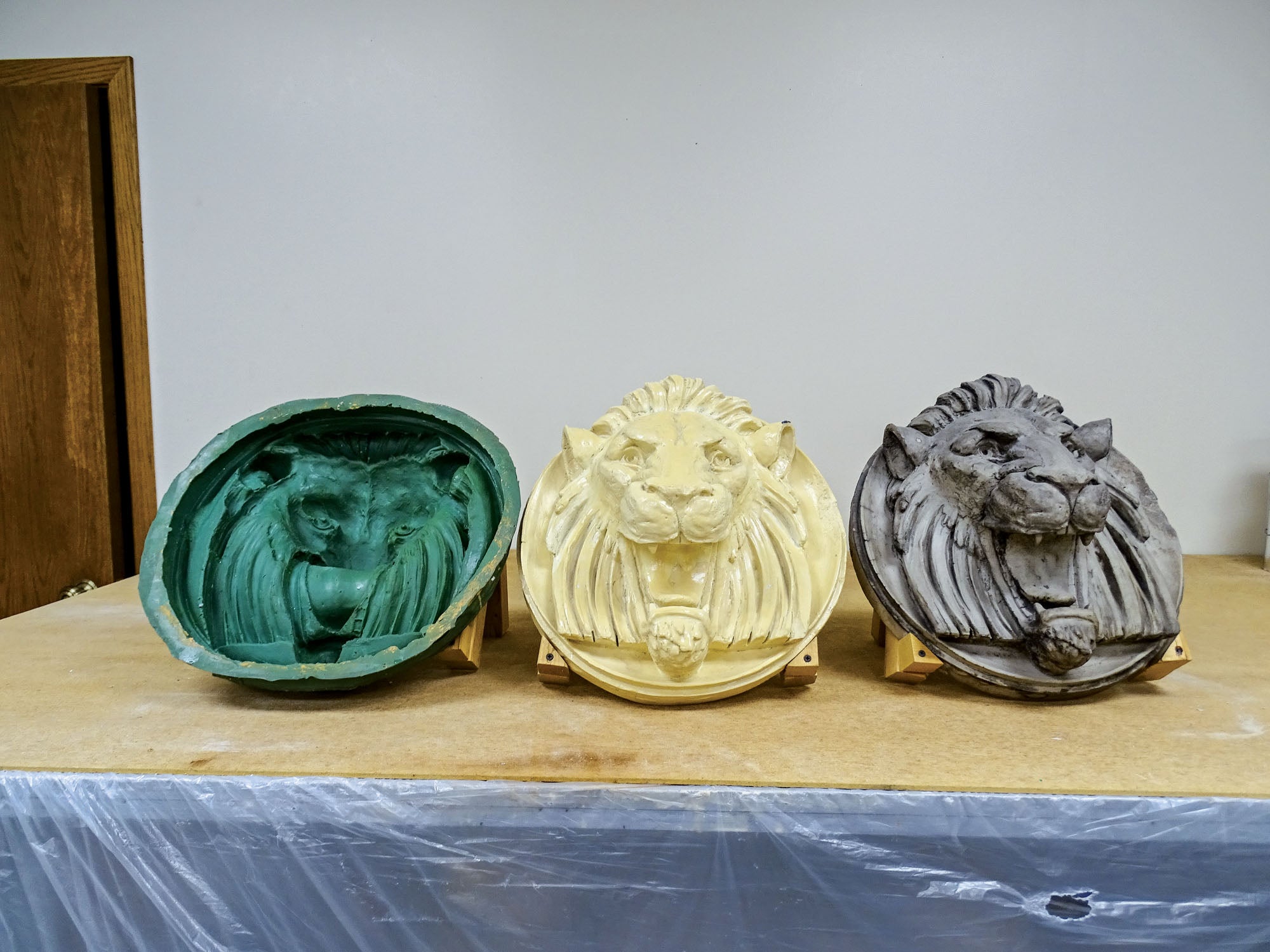 facades-13-abatron-lions-head.jpg