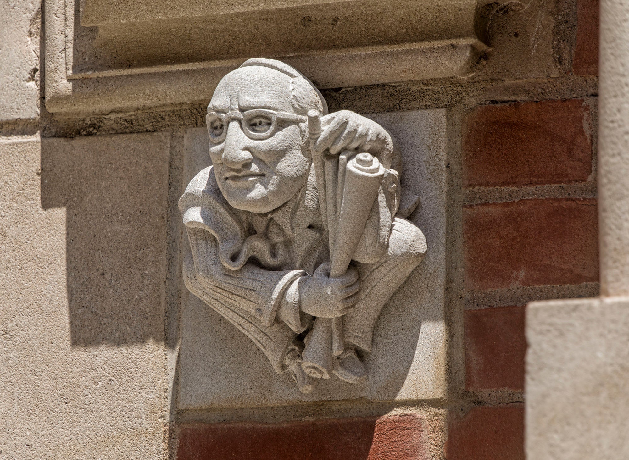 13-yale-stern-carving.jpg