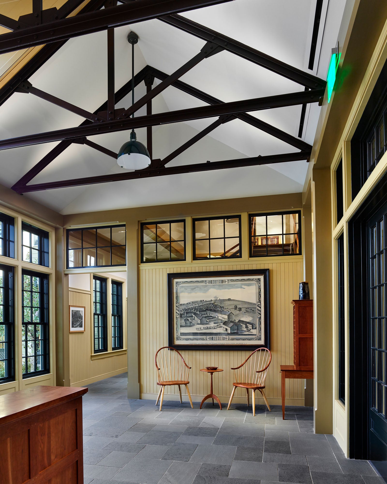 5---reception-to-corridor.jpg