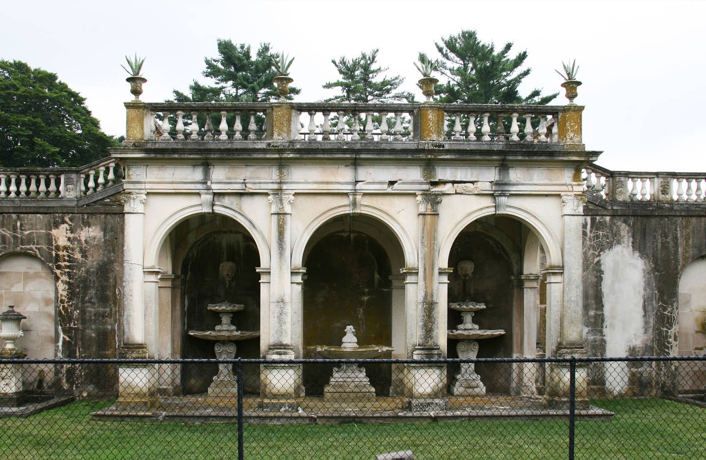 longwood-5a_loggia_existing.jpg