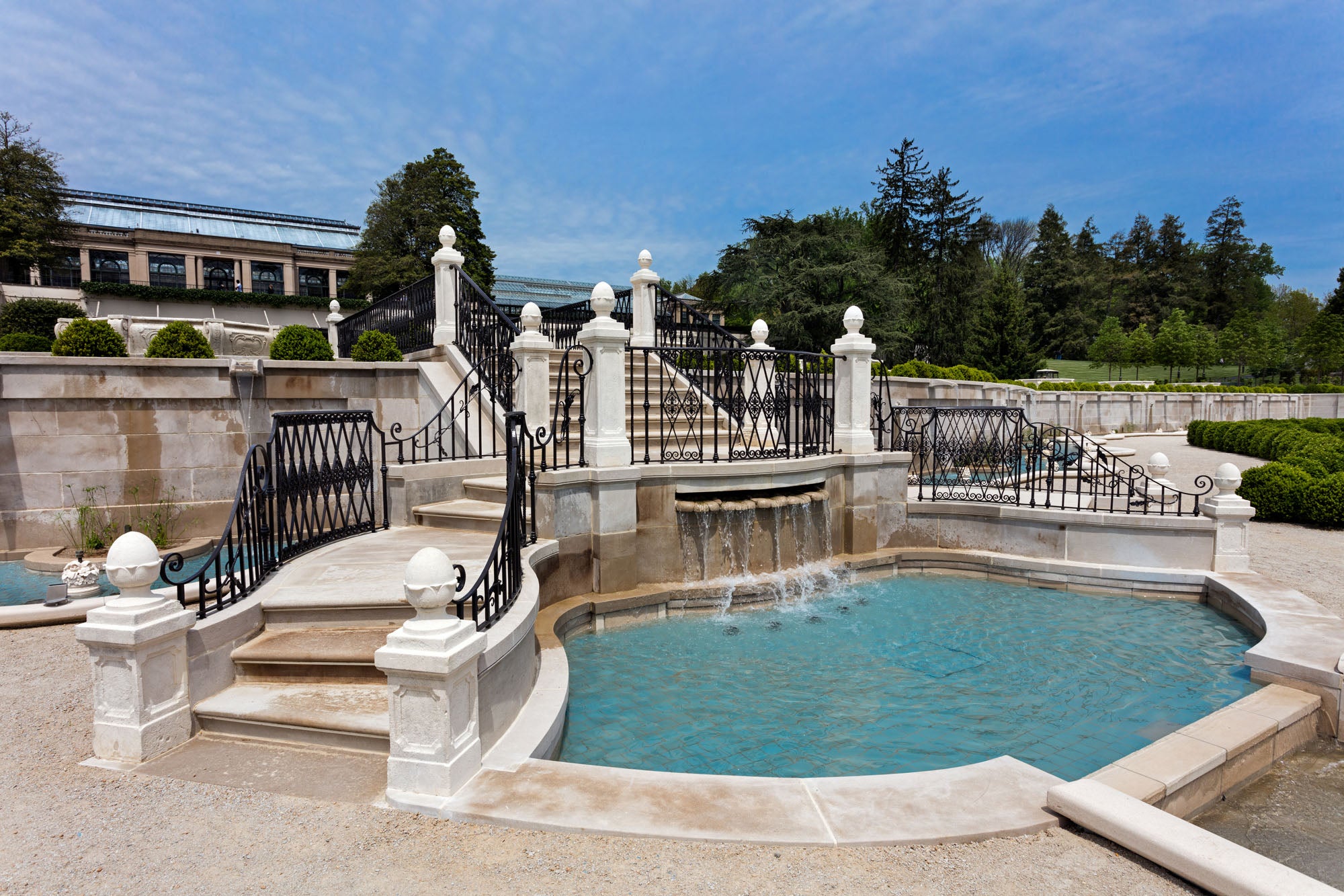 longwood-3-centralstair.jpg