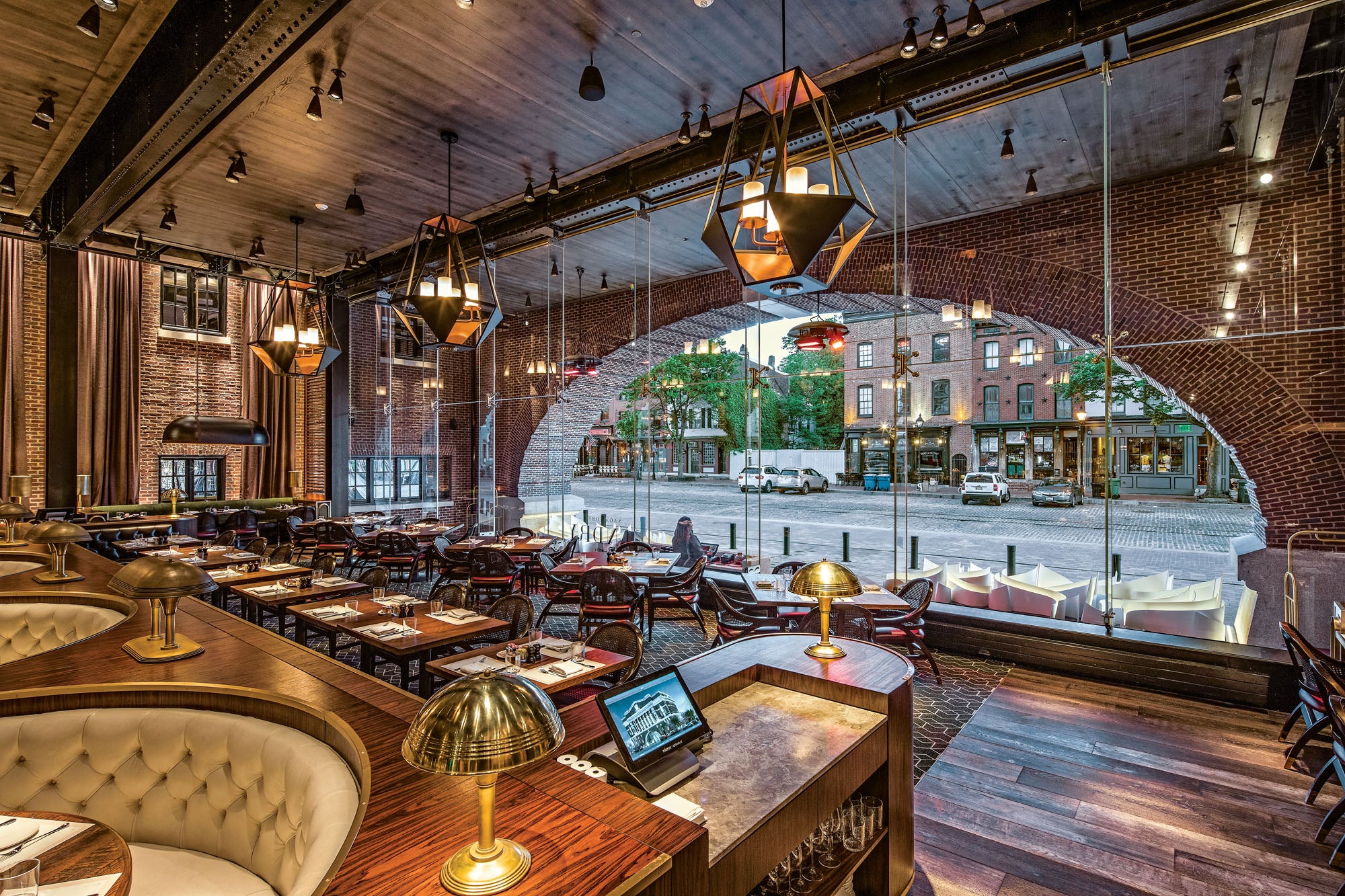 sagamore-4-int-restaurant.jpg