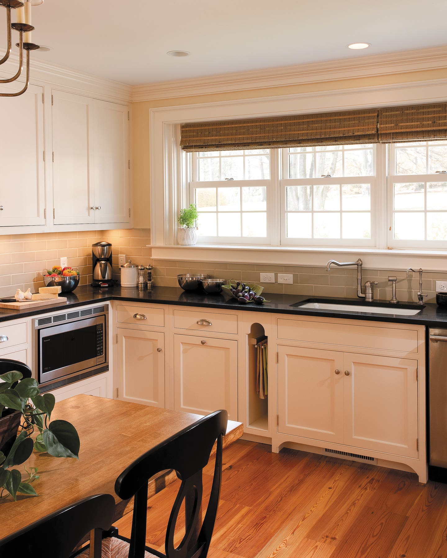 Crown Point Cabinetry