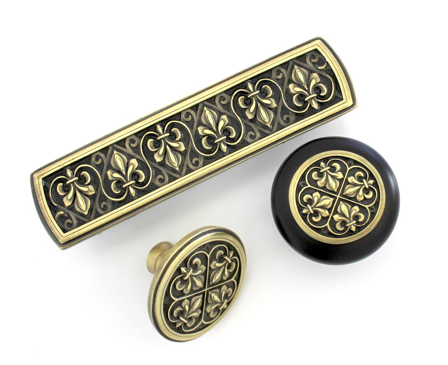 2-fleur-de-lis-in-antique-brass-finish-nhp-660-nhk-160-nhw-760-walnut-.jpg