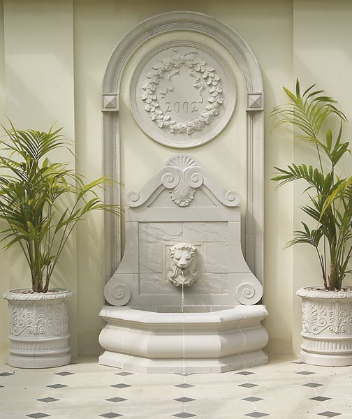 traditional_building_dauphin_fountain-c530-a.jpg