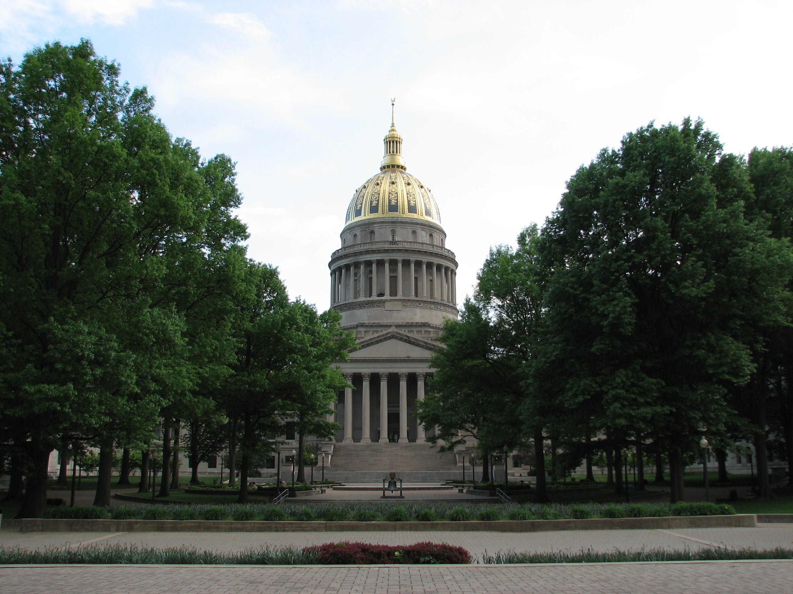 2-cass-gilbert-west-virginia-capitol-charleston.jpg