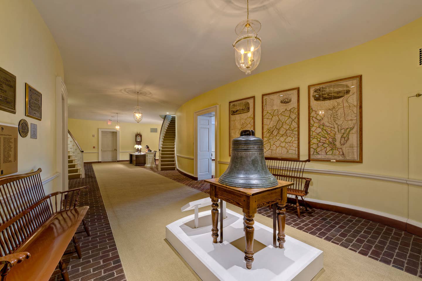 032_uva-4_int_lowerlevelbell_0226.jpg
