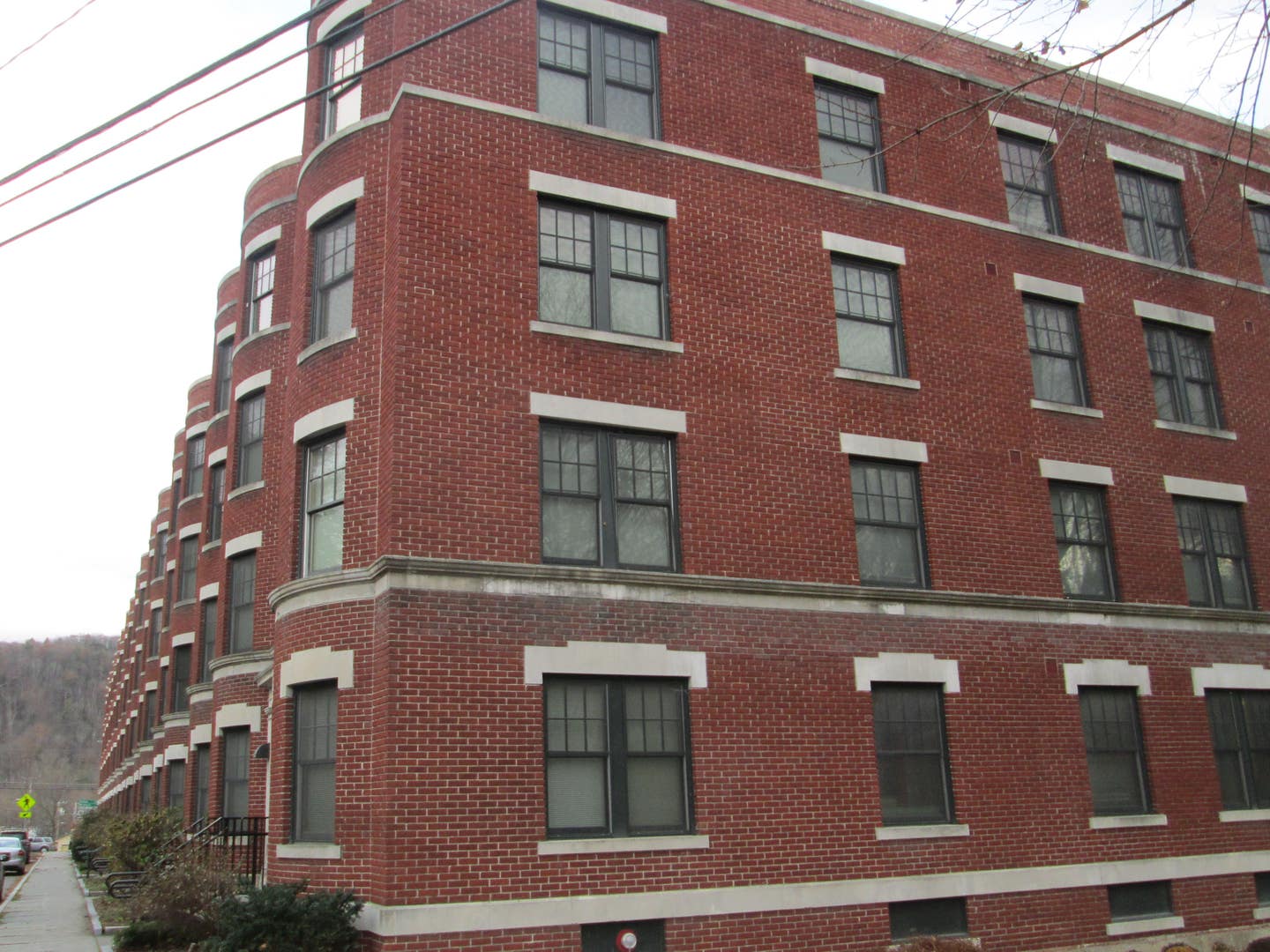 union-square-apts.jpg