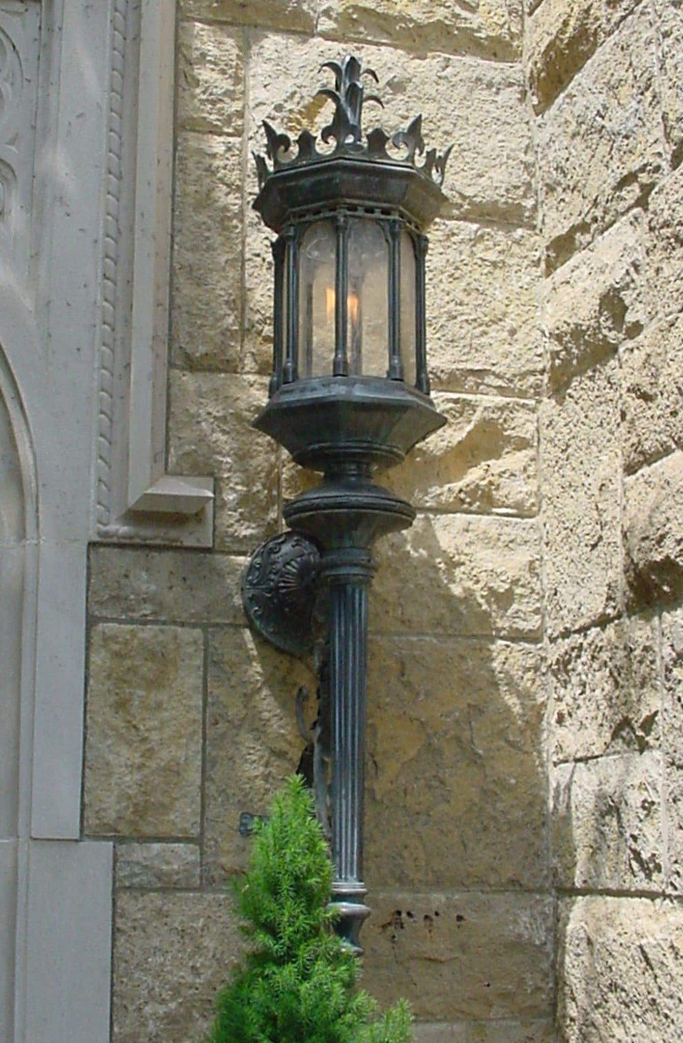 wiemann-thomas-lanterns.jpg