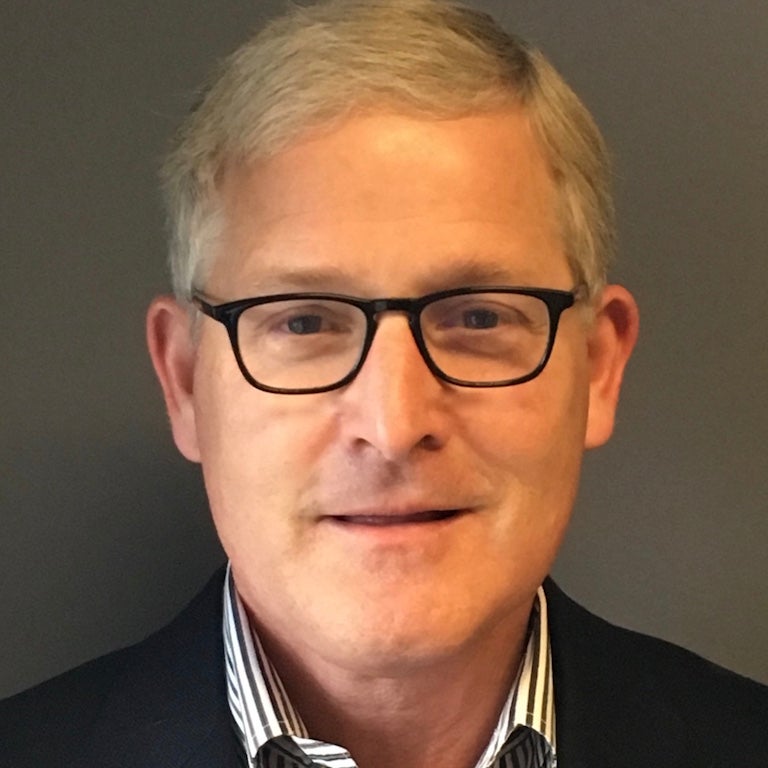 thumb_kuenstnerpaul_headshot2016_1024-copy.jpg