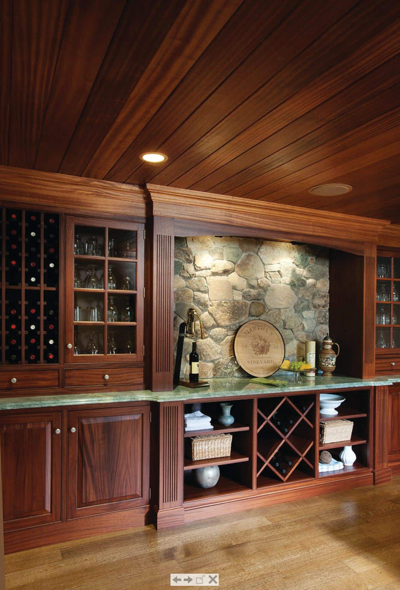 crown-point-custom-bar.jpg