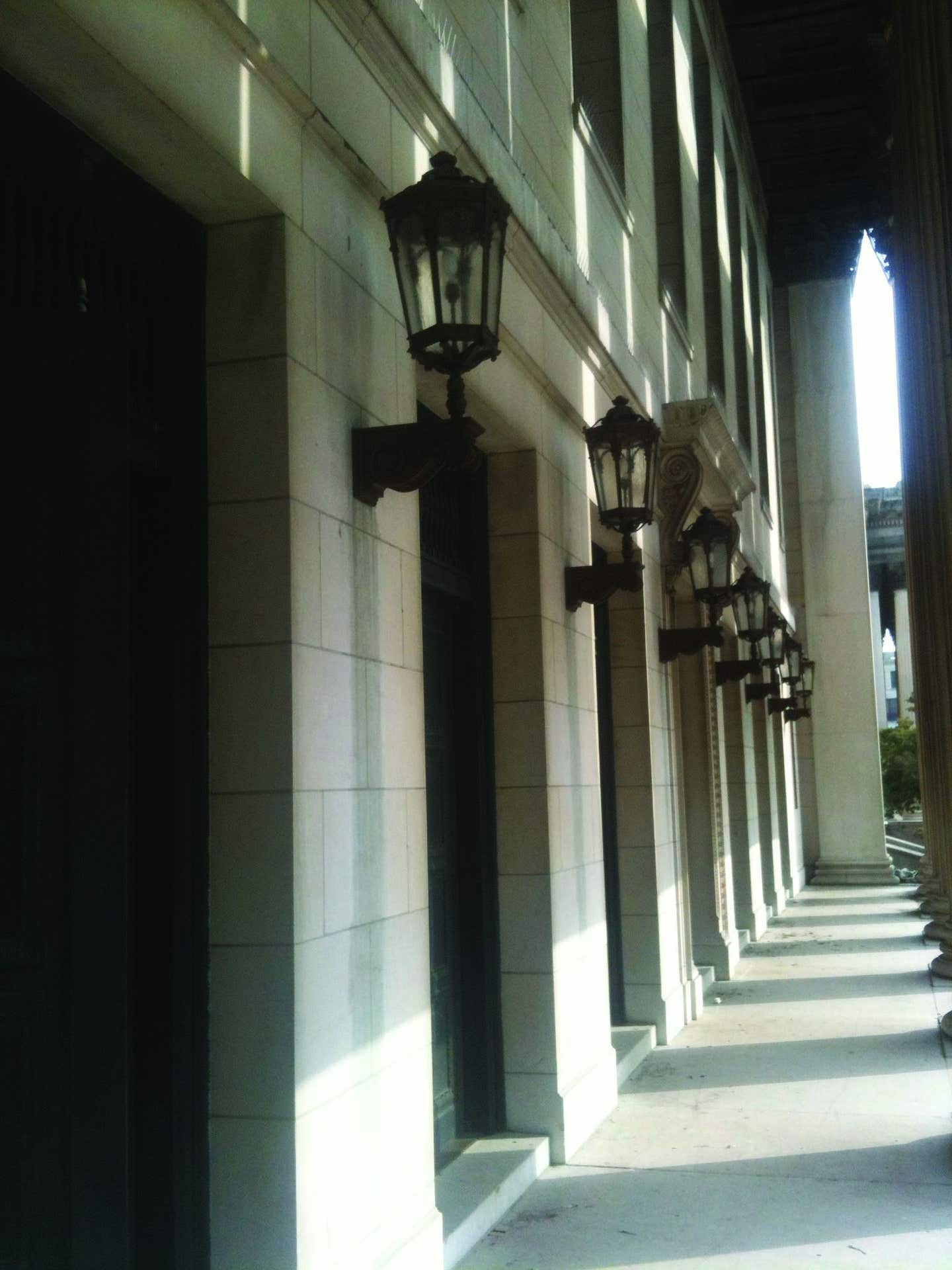grand-light.jpg