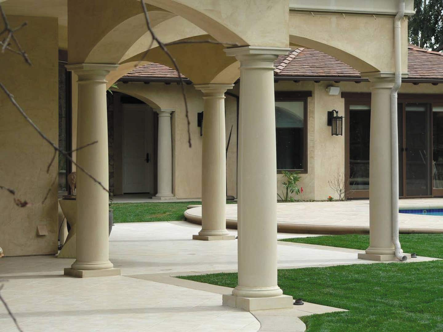 ventura-cast-stone-bhatiarightclose.jpg