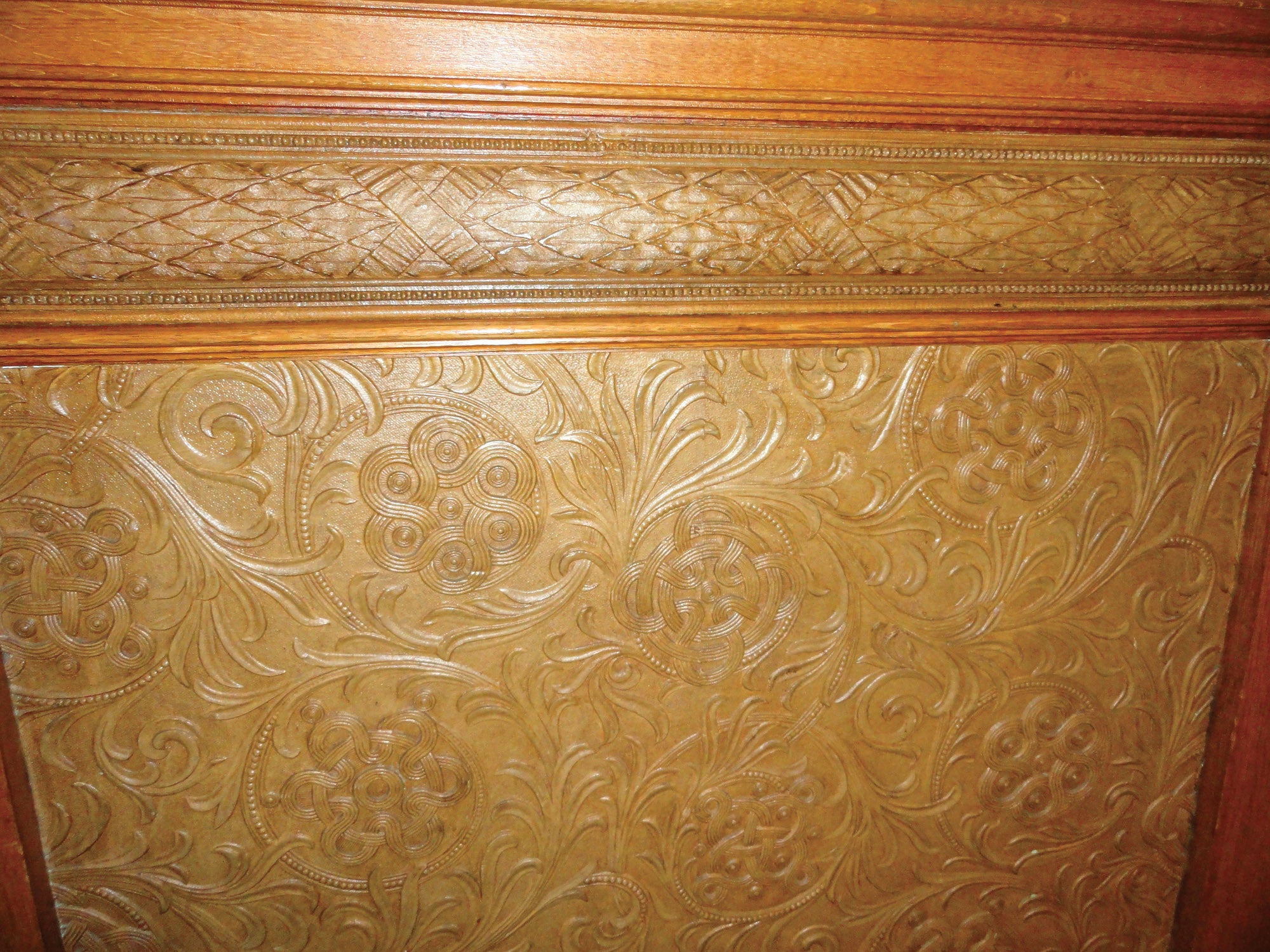 fig-b-spencer-house-5-japanese-leather.jpg