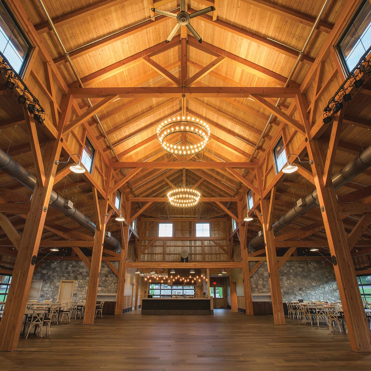 mid-atlantic-timberframers--1525_2019-retainer_traditional-building_editorial-image_final.jpg