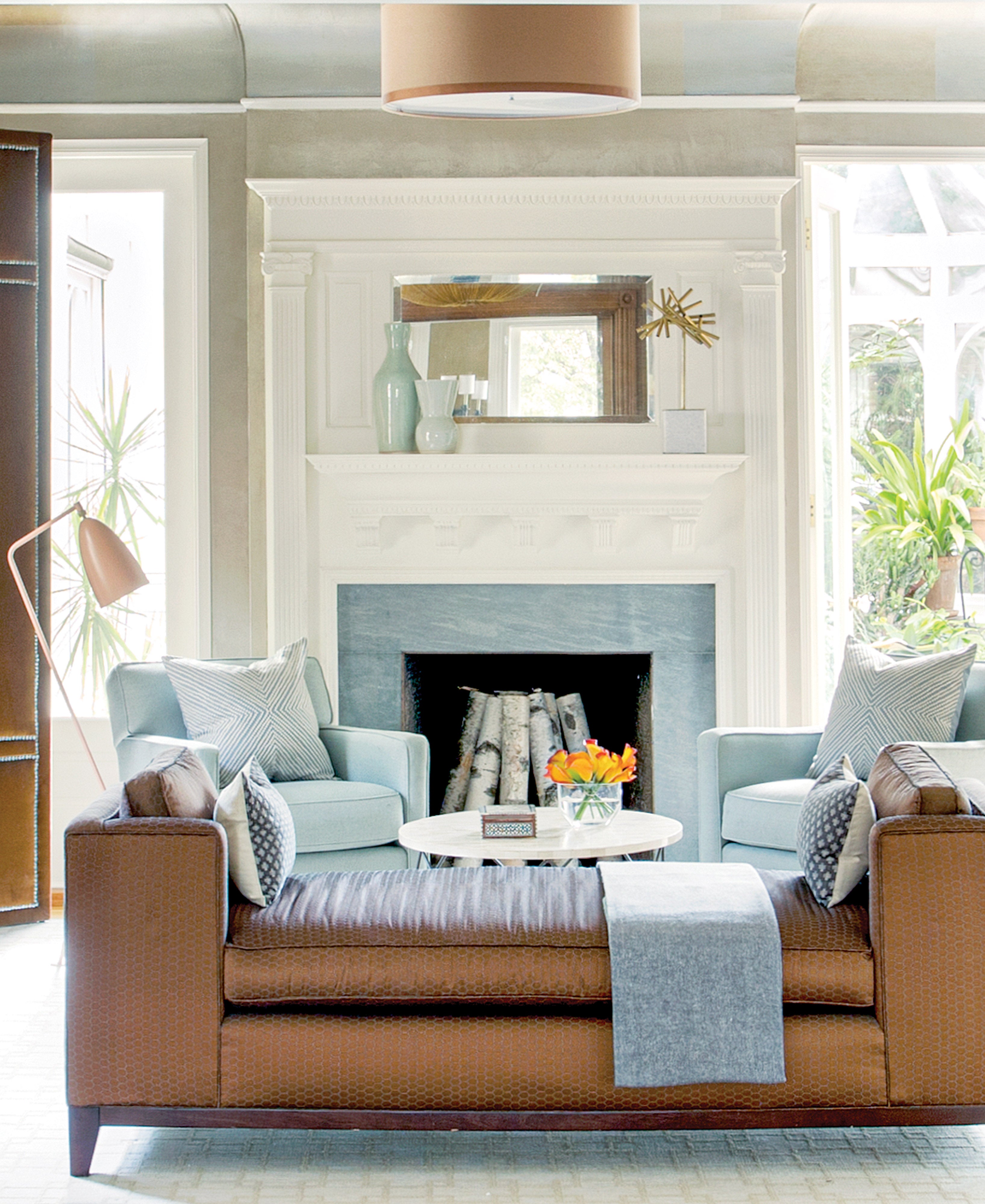 brookline-interiors-by-lisa-tharp-photo-by-eric-roth.jpg