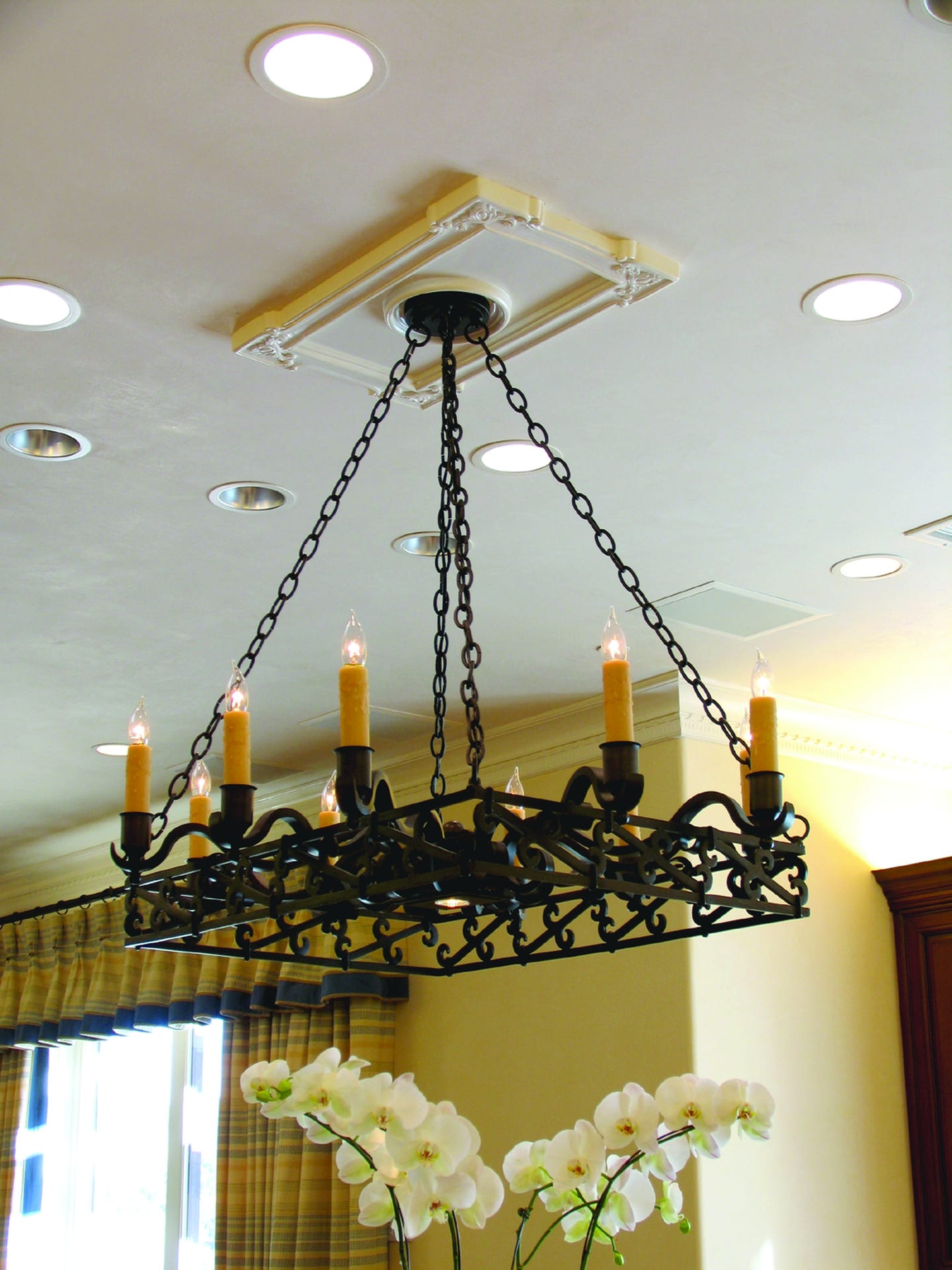 lantern-masters-san-remo-rectangle-chandelier.jpg