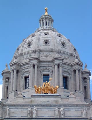 evergreene-minnesota-state-capitol-gilding.jpg