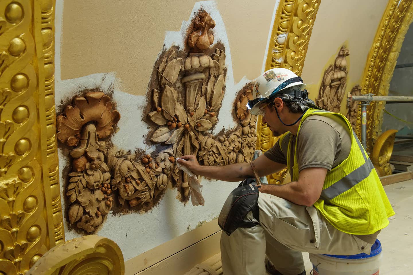 evergreene-plaster_gilding.jpg