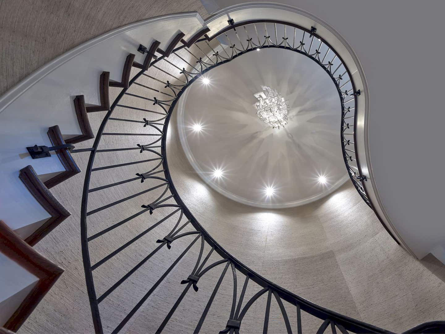 heritage-metalworks---spiral-staircase-railing.jpg