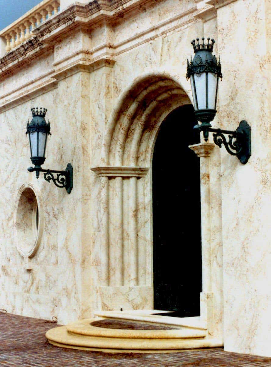 historical-arts--casting-cast-aluminum-light-fixture---2.jpg