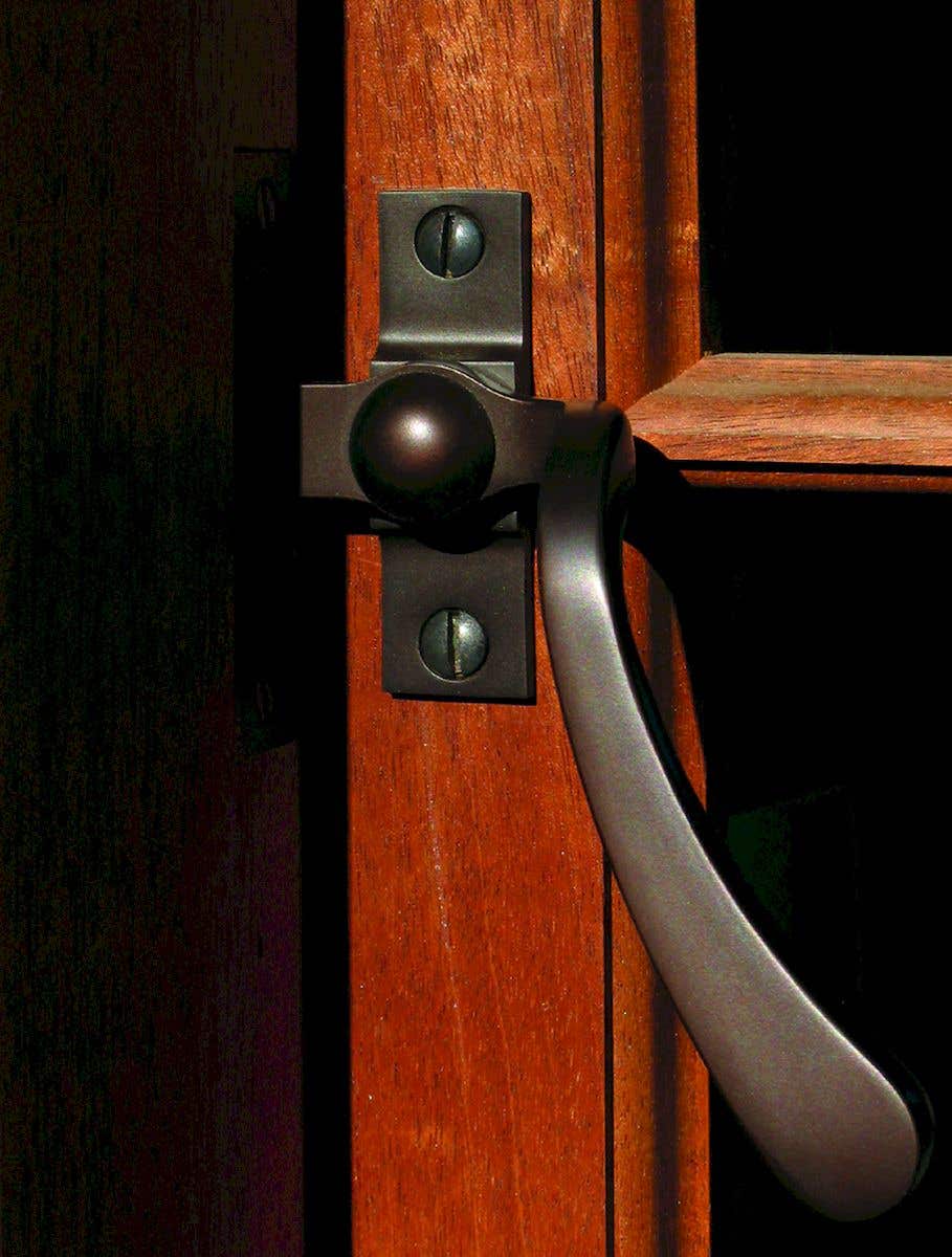 phelps-cf222-casementt-handle.jpg