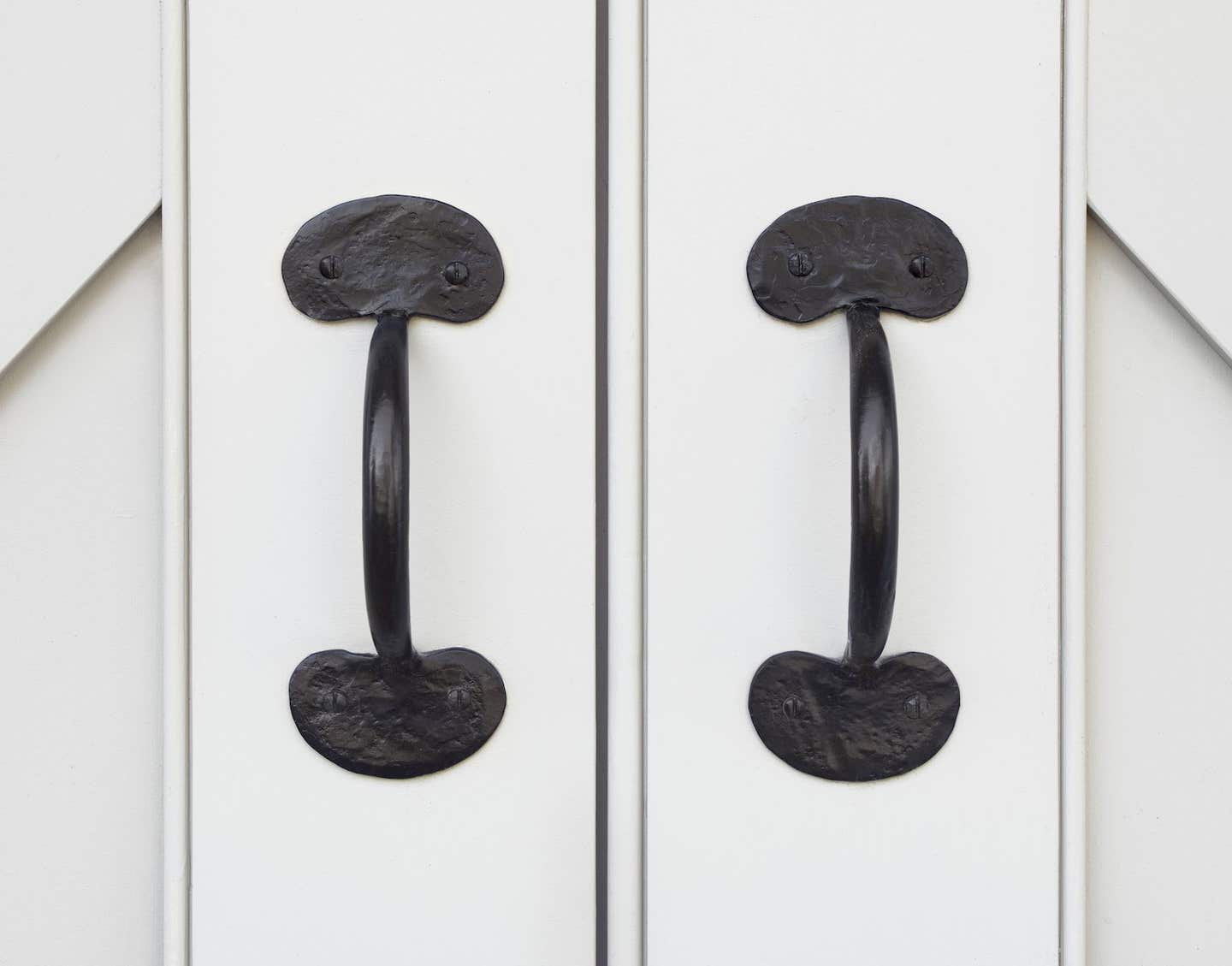hmw-forge---bean-door-pulls.jpg