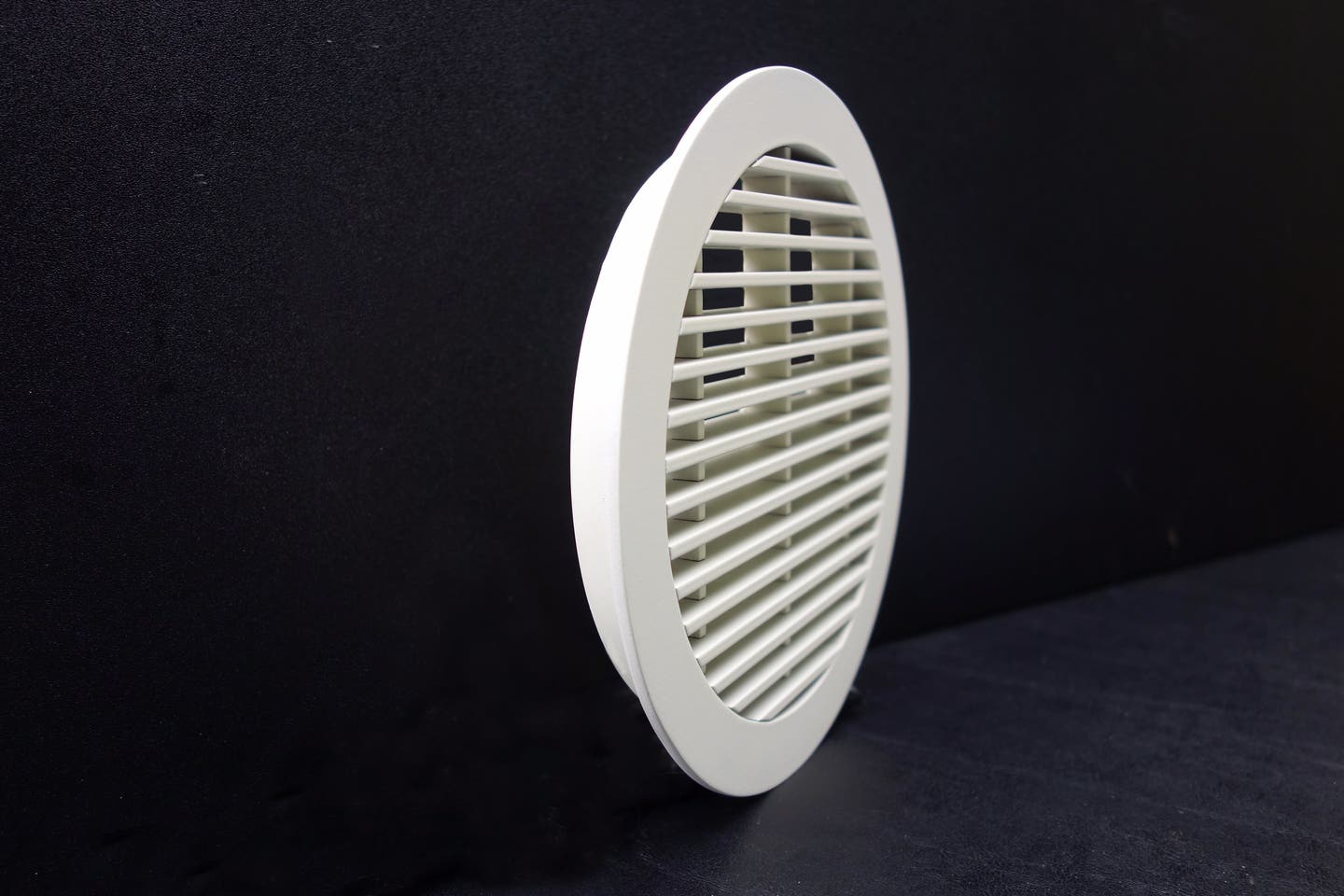 round-white-grille.jpg
