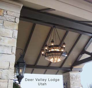 steven-handelman-montagedeer-valleyentry-chandelier.jpg
