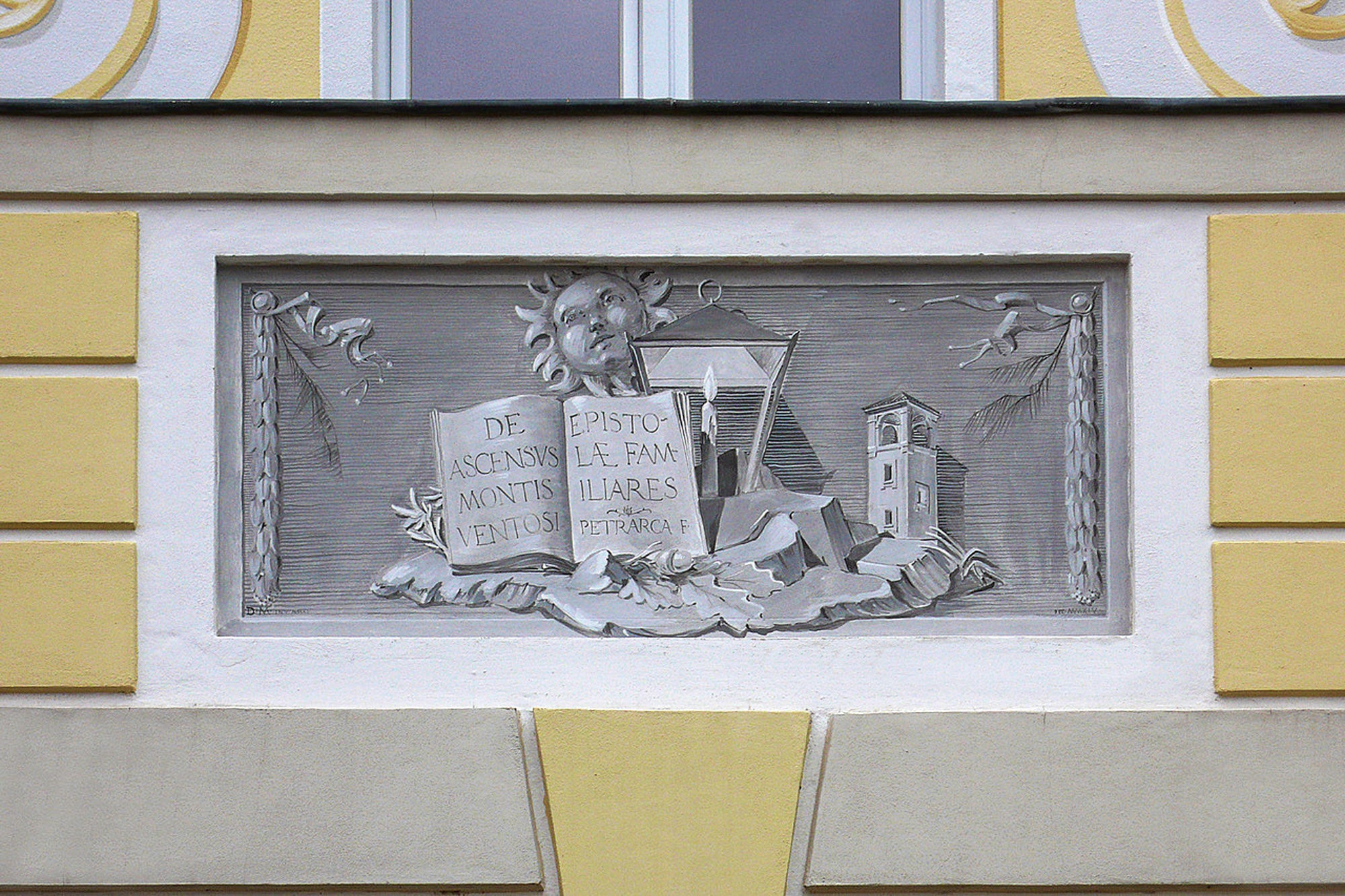 lanterna-fresco_l1100532adjcrop.jpg