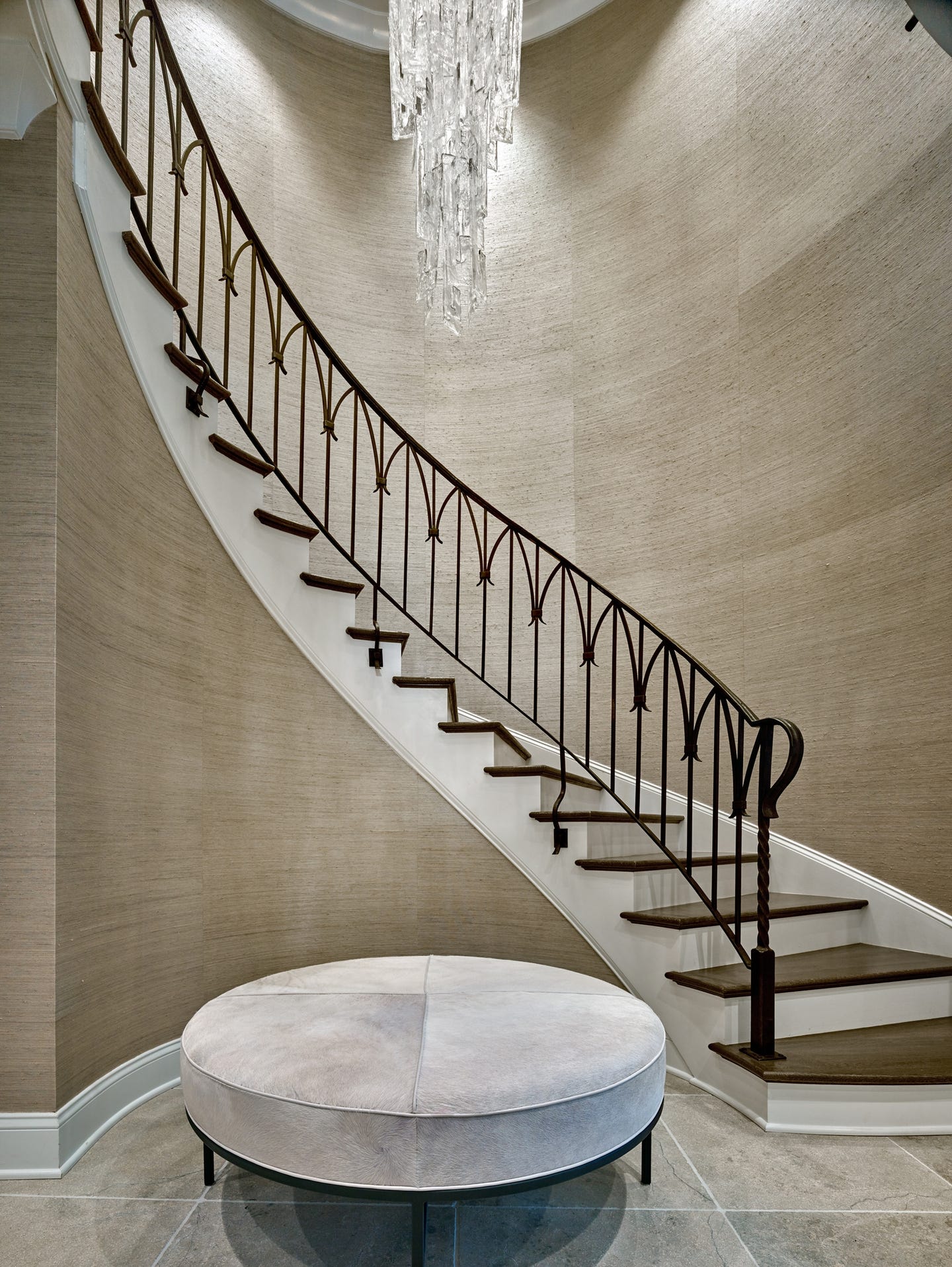 heritage-metalworks---staircase-railing2.jpg