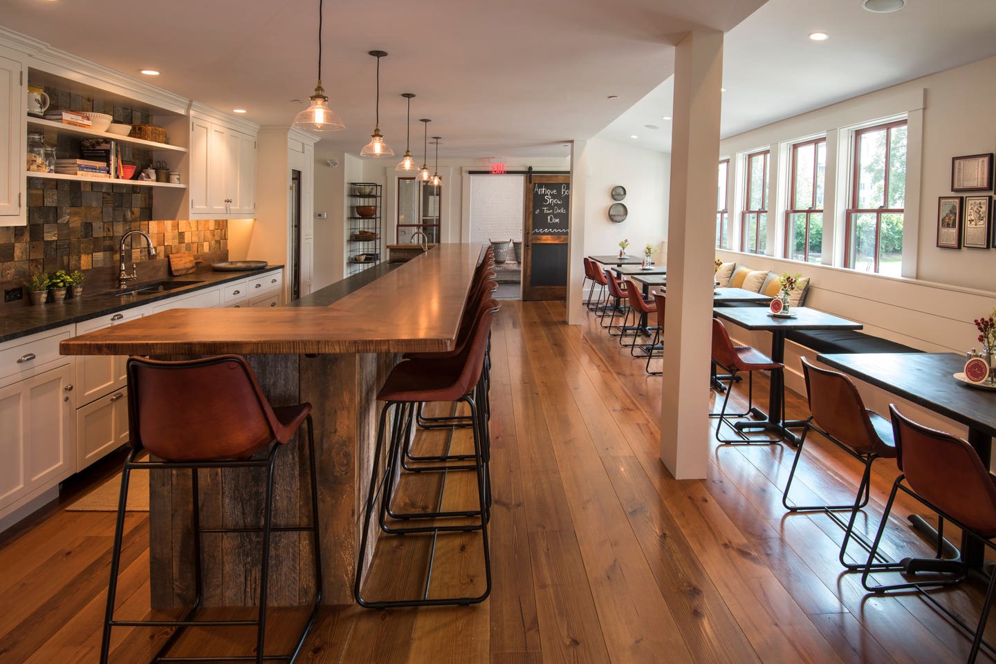 carlisle-wide-plank-floors-pickering-house-inn-gathering-kitchen-2020-10-28-19_36_43.jpg